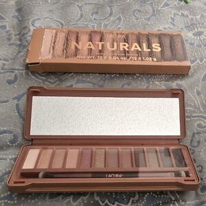 Naturals Eyeshadow Palette - Brown and Tan Shades